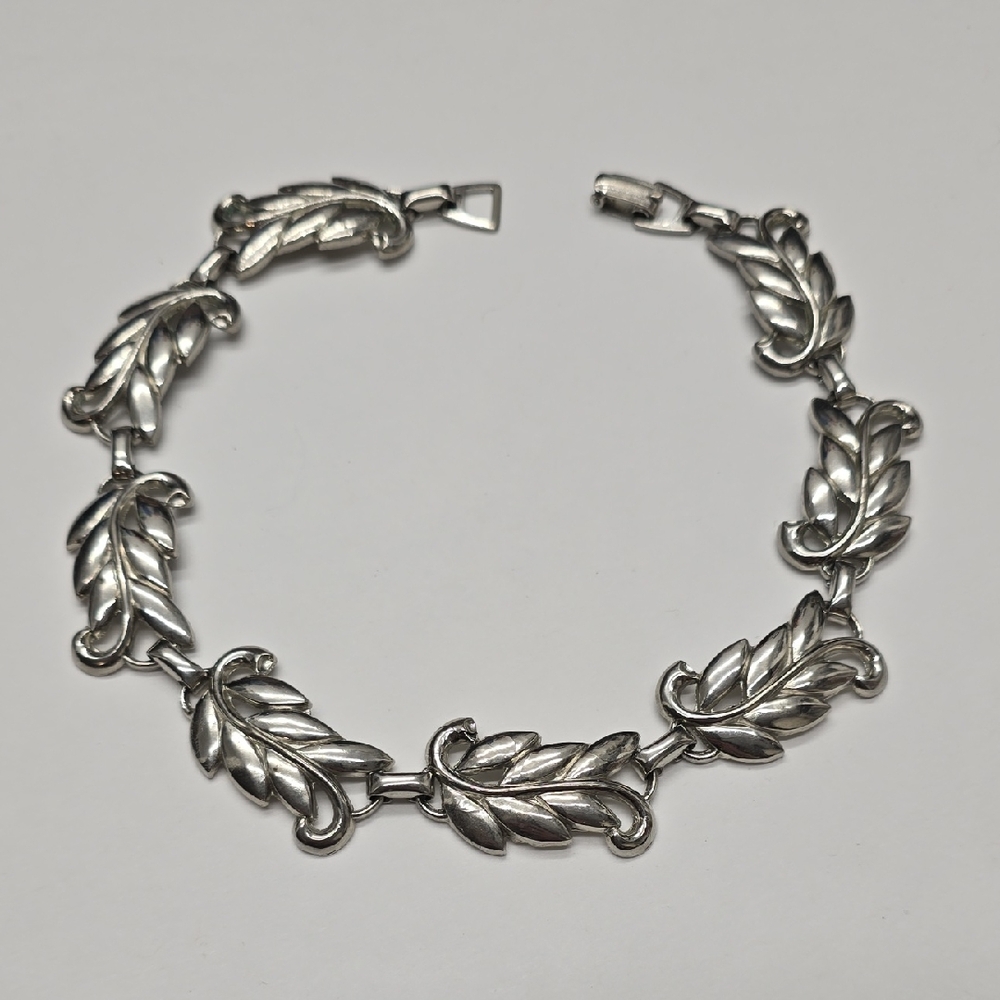Vintage Silver Leaf Necklace
